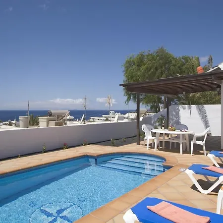 2 Bedroom 'the Bungalow' With Private Heated Pool. ヴィラ プエルト・デル・カルメン