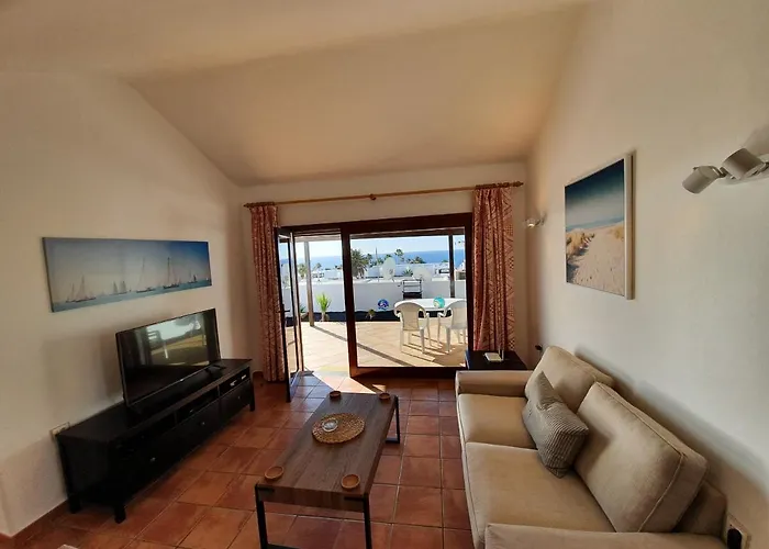 Villa 2 Bedroom 'the Bungalow' With Private Heated Pool.